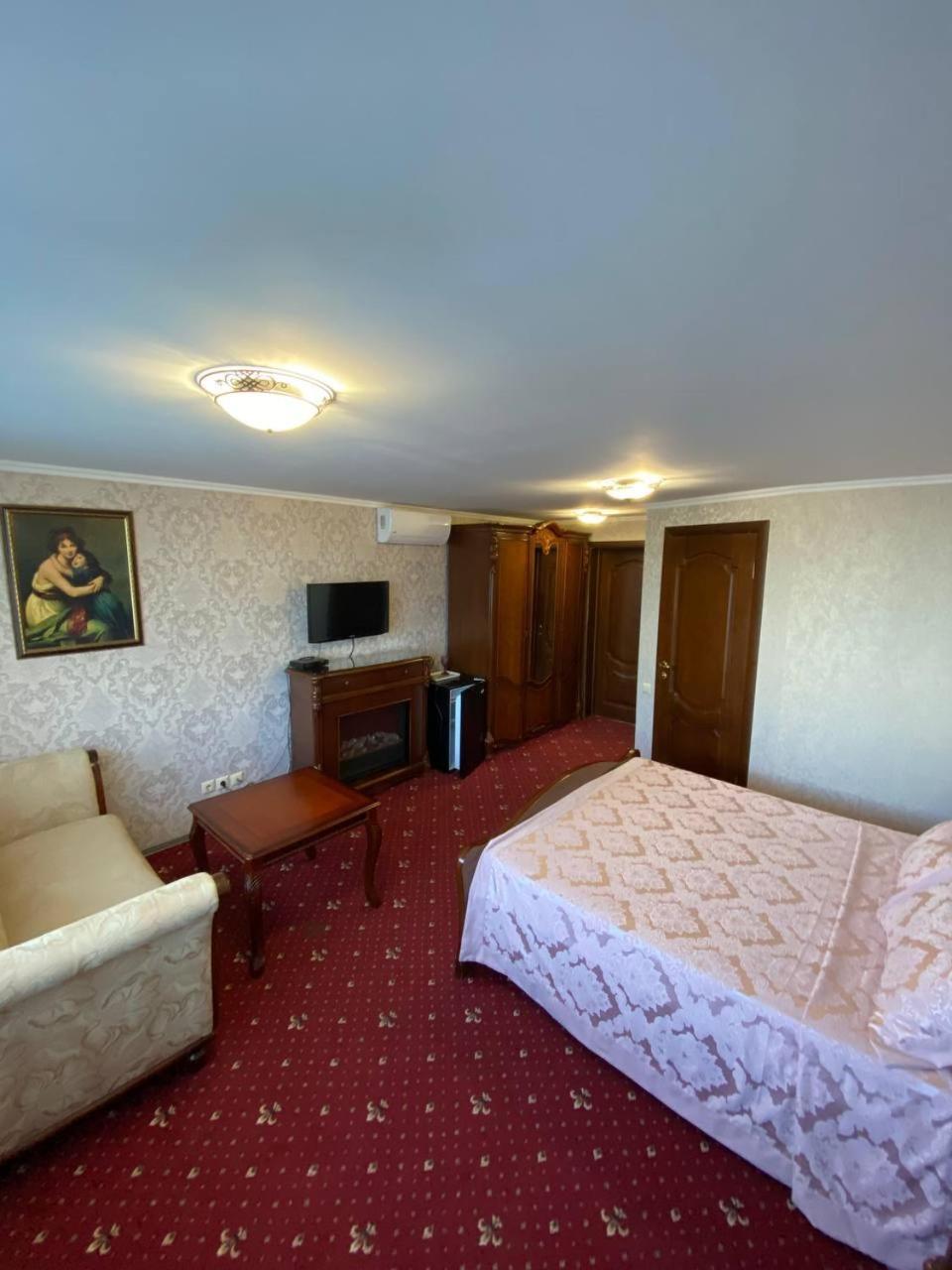 Shalanda Hotel